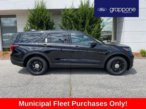 New 2026 Ford Explorer 4WD Police Interceptor image 3