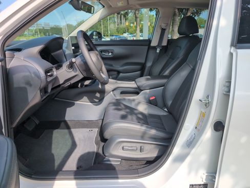 Used 2027 Honda HR-V EX-L image 16