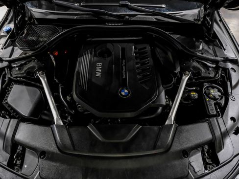 Used 2019 BMW 740i xDrive w/ Executive Package image 50