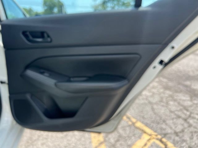 Used 2025 Nissan Altima 2.5 SV FWD image 20