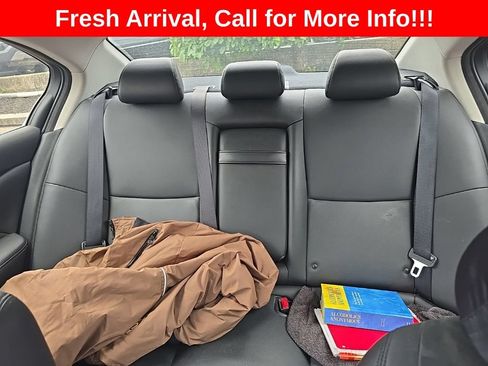 Used 2016 INFINITI Q50 Premium AWD/4WD image 16