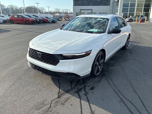 Used 2023 Honda Accord Sport image 16