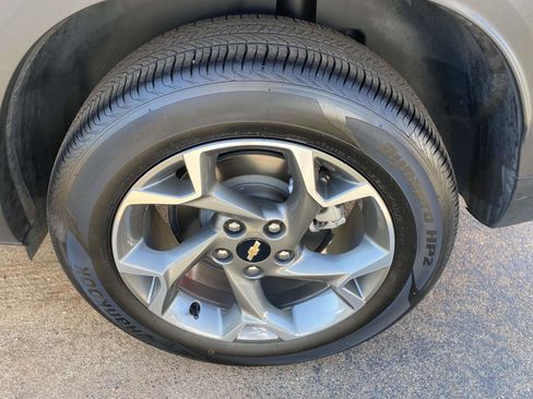 Used 2025 Chevrolet Trax LT image 23
