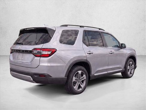 Used 2024 Honda Pilot EX-L image 7