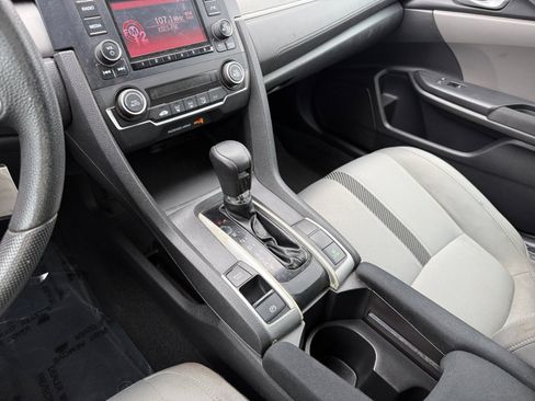 Certified 2018 Honda Civic LX image 13