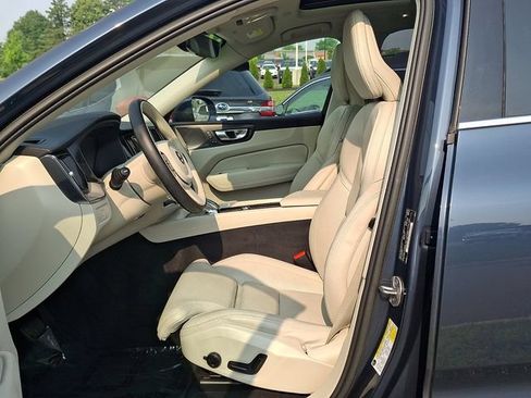Used 2023 Volvo XC60 B5 Ultimate w/ Climate Package AWD/4WD image 14