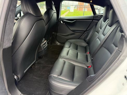 Used 2020 Tesla Model S Long Range Plus AWD/4WD image 39
