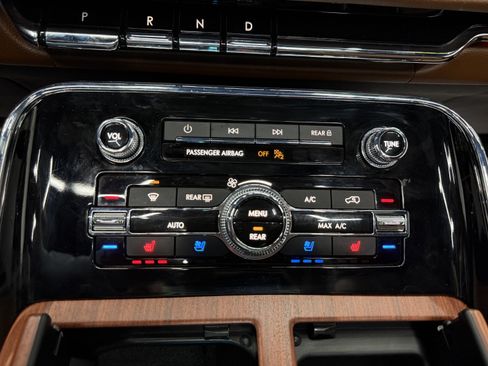 Used 2024 Lincoln Navigator Reserve w/ Equipment Group 201A image 20