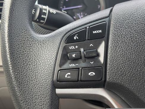 Used 2019 Hyundai Tucson SE FWD image 25