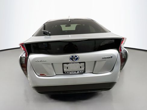 Used 2017 Toyota Prius Four w/ Advanced Technology Package FWD image 6