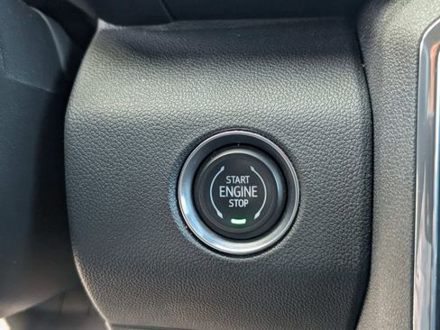 Certified 2024 GMC Acadia Elevation image 25