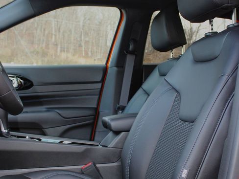 New 2026 Jeep Compass Latitude image 15