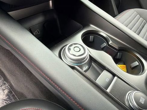 New 2026 Ford Explorer ST-Line image 24