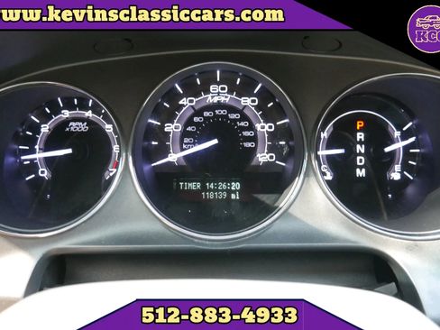 Used 2012 Lincoln MKZ image 26