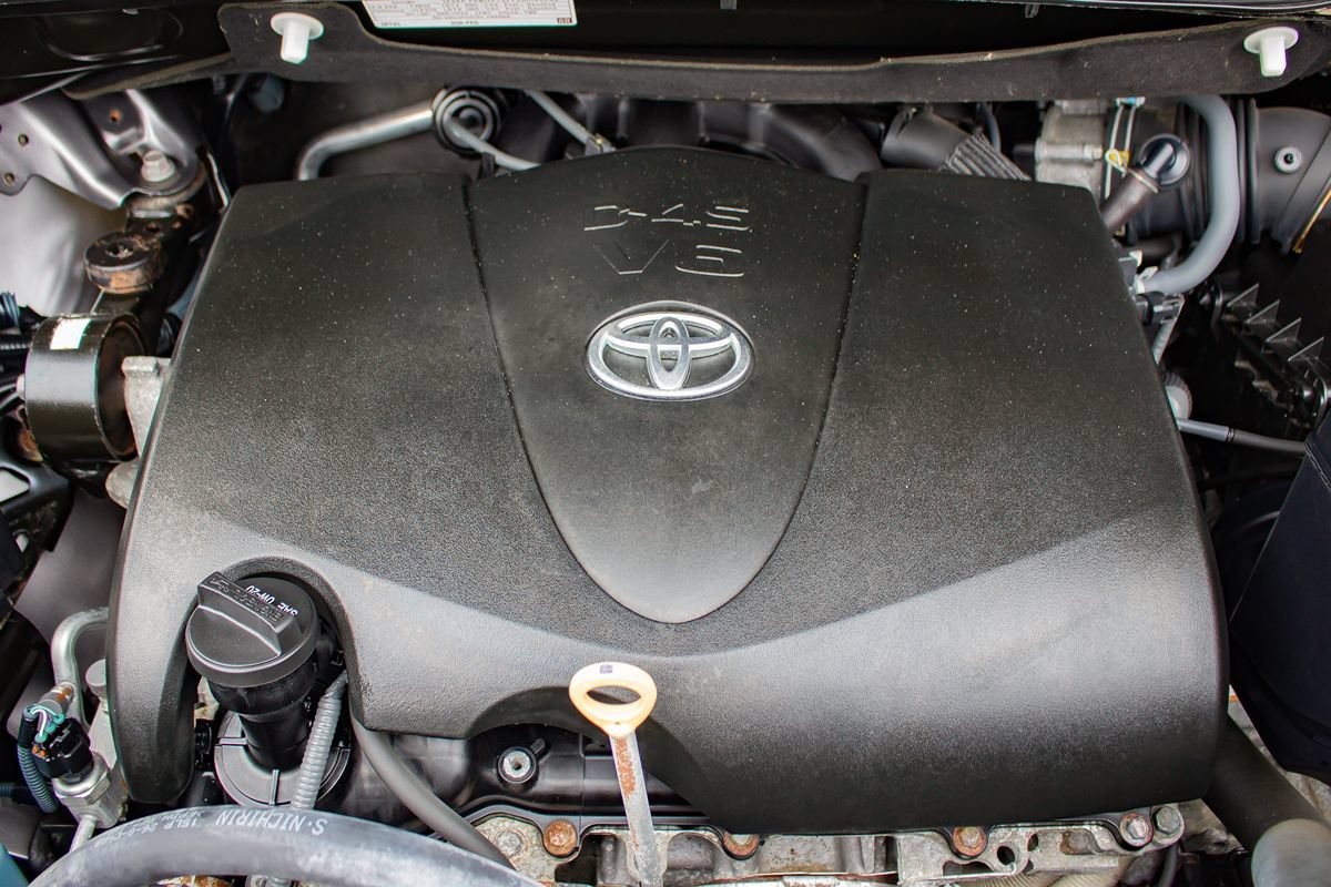 Used 2020 Toyota Sienna SE Premium FWD image 42