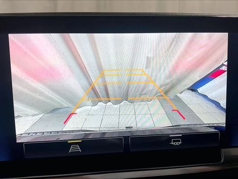 Used 2023 Chevrolet Silverado 1500 LT image 19