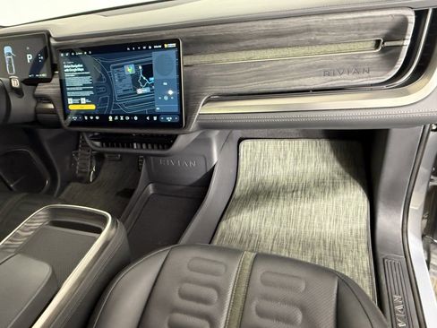 Used 2023 Rivian R1T Adventure image 15