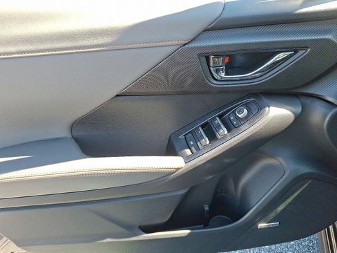 New 2025 Subaru Crosstrek 2.5i Limited image 12