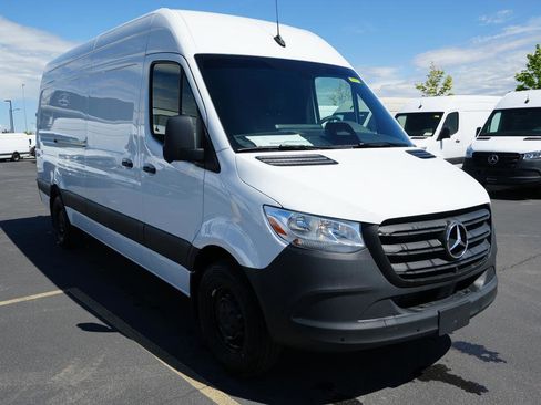 New 2026 Mercedes-Benz Sprinter 2500 image 3