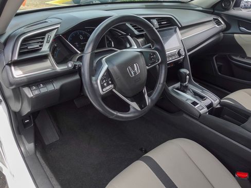 Used 2020 Honda Civic EX image 9