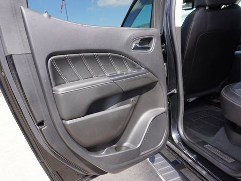 Used 2021 GMC Canyon Denali image 20