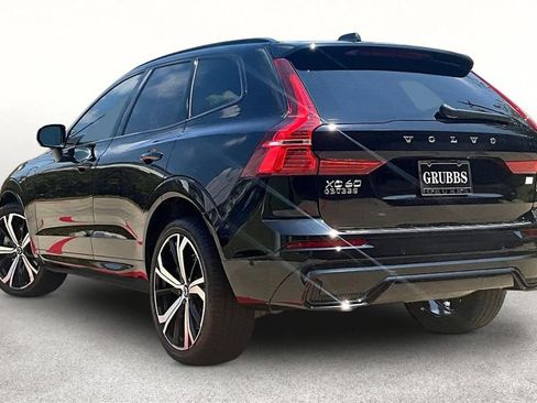 Used 2024 Volvo XC60 T8 Ultimate w/ Protection Package Premier AWD/4WD image 16