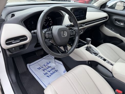 Used 2023 Honda HR-V EX-L image 13