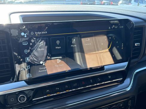 Used 2023 Chevrolet Silverado 1500 High Country w/ Technology Package image 23