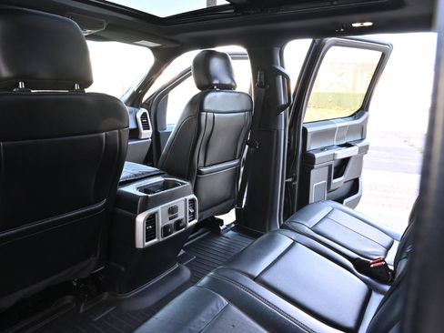 Used 2019 Ford F150 Lariat w/ Equipment Group 502A Luxury RWD image 15