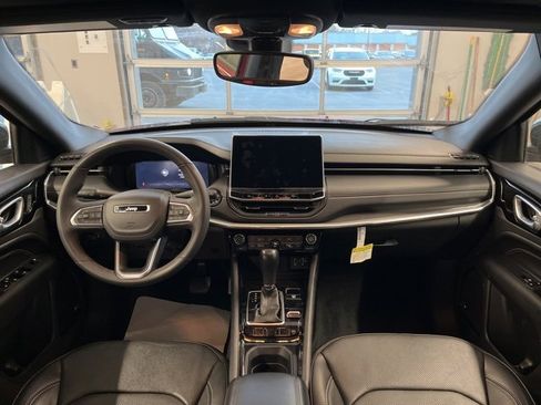 Certified 2023 Jeep Compass High Altitude w/ Driver Assist Group I image 12