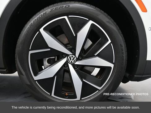 Used 2023 Volkswagen ID.4 Pro S image 12