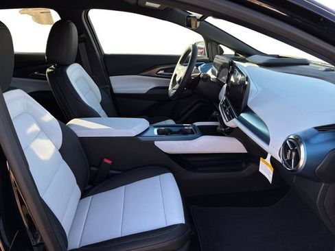 New 2026 Chevrolet Equinox EV LT w/ Convenience Package II image 13