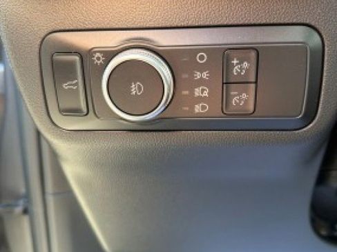 Used 2022 Ford Escape SEL w/ Technology Package FWD image 21