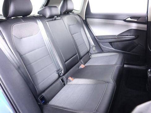 Used 2023 Volkswagen Taos SE w/ Panoramic Sunroof Package AWD/4WD image 41