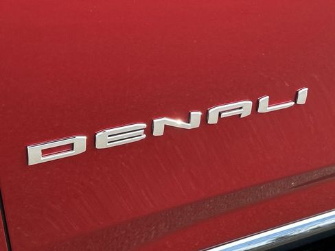 Used 2024 GMC Yukon Denali Ultimate image 33