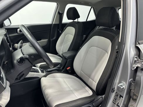 Certified 2023 Hyundai Venue SEL w/ Cargo Package FWD image 11