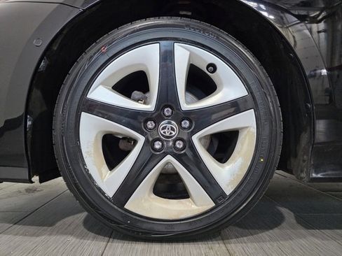 Used 2016 Toyota Prius Four Touring image 22