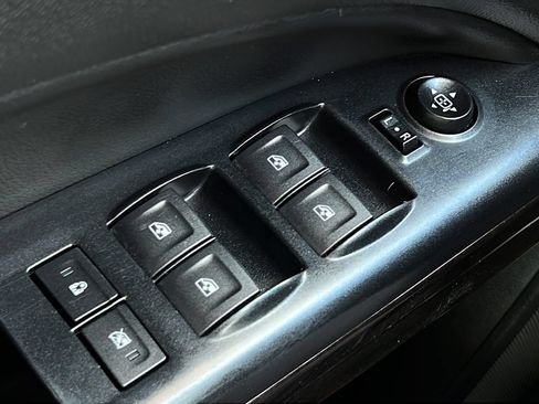 Used 2020 GMC Canyon SLE w/ Elevation Edition RWD image 18