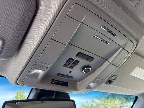 Used 2020 Chevrolet Tahoe LT AWD/4WD image 27