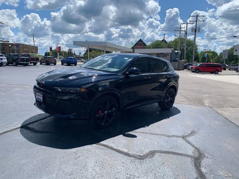 Used 2024 Dodge Hornet R/T image 4