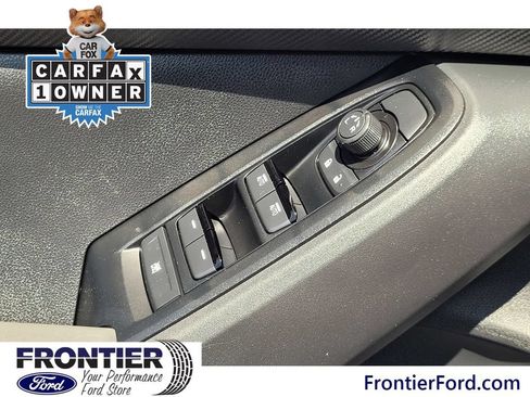 Used 2026 Subaru Crosstrek 2.5i Premium AWD/4WD image 23