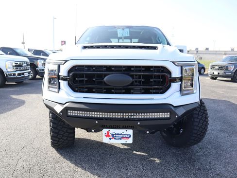 New 2023 Ford F150 Lariat w/ Equipment Group 502A High image 9