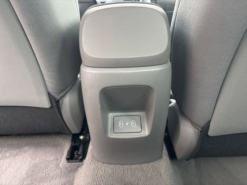 Certified 2024 Hyundai Elantra SEL FWD image 31