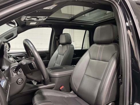 Used 2022 Chevrolet Tahoe RST w/ Sport Performance Package AWD/4WD image 15