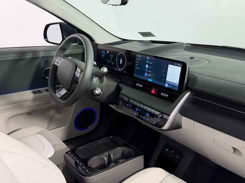 Used 2026 Hyundai Ioniq 5 Limited image 34