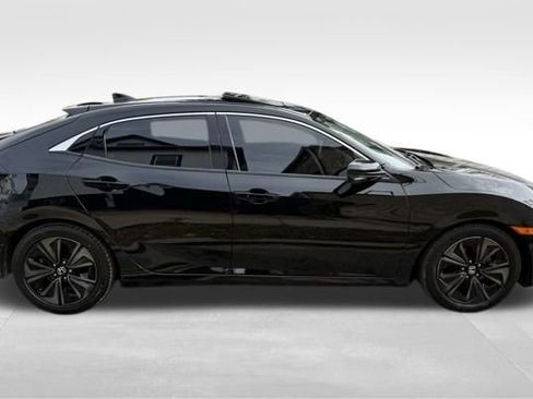 Used 2019 Honda Civic EX image 4