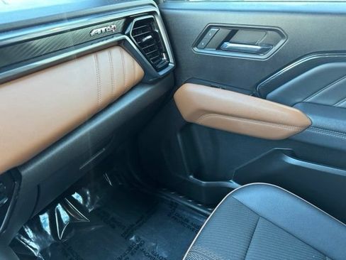 Certified 2024 GMC Canyon AT4 AWD/4WD image 27