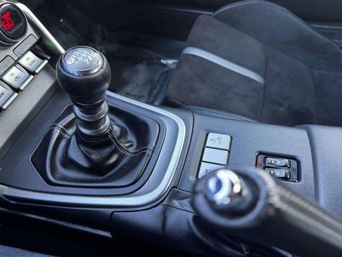 Used 2024 Toyota GR86 Premium image 35