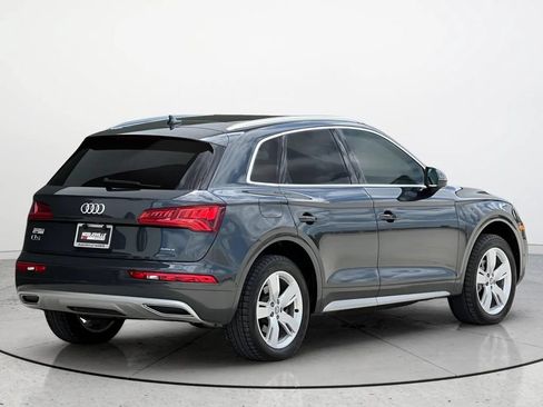 Used 2019 Audi Q5 Prestige w/ Prestige Package AWD/4WD image 2