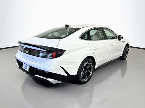 New 2026 Hyundai Sonata SEL FWD image 5